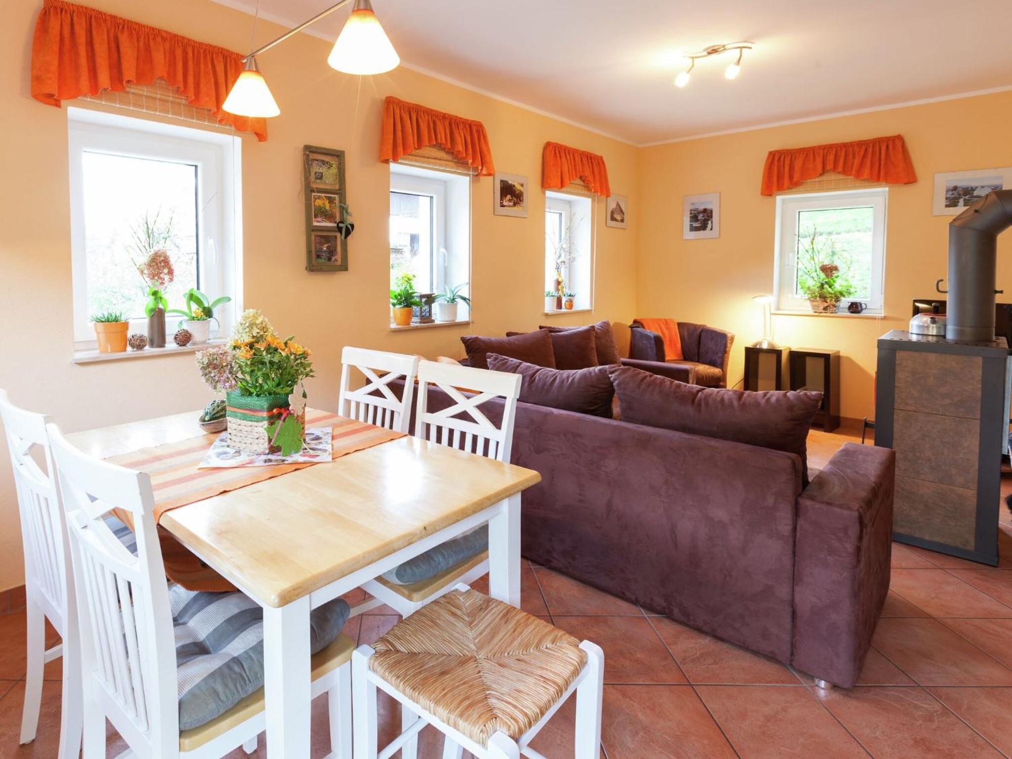 Charming Holiday Home In Hohnstein Ot Lohsdorf Exterior foto